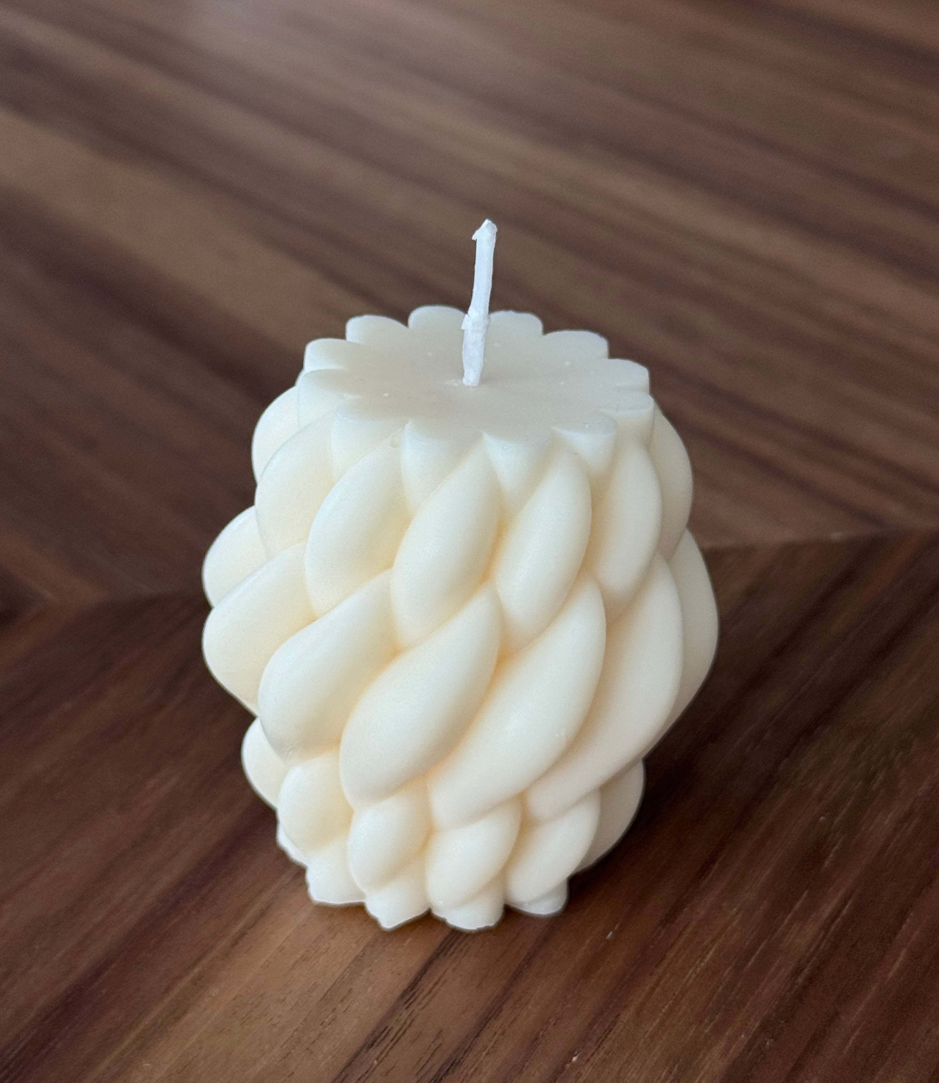 Skulptuurküünal 'Silmus'